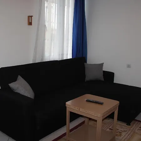Hotel de apartamente Gunisigi Apart Side