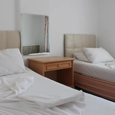 Hotel de apartamente Gunisigi Apart Side