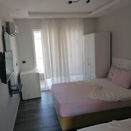 Aparthotel Gunisigi Apart Side