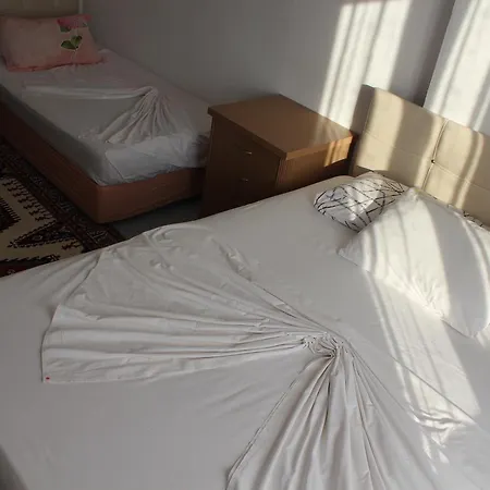Aparthotel Gunisigi Apart
