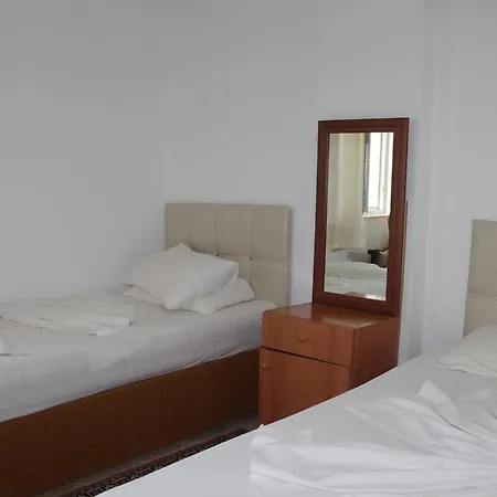 Gunisigi Apart Σιντέ