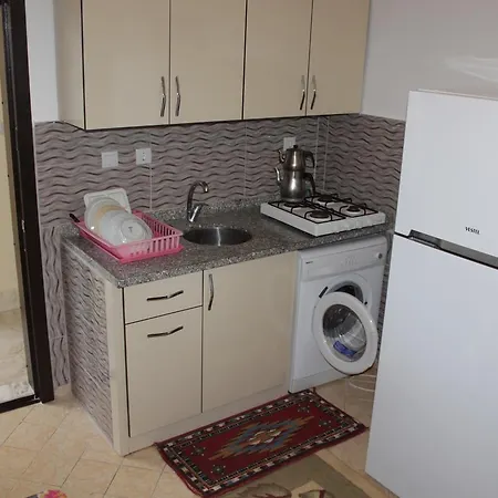 Gunisigi Apart Σιντέ