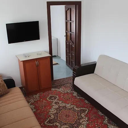 Gunisigi Apart Сиде