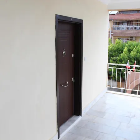 Ξενοδοχείο με διαμερίσματα Gunisigi Apart *