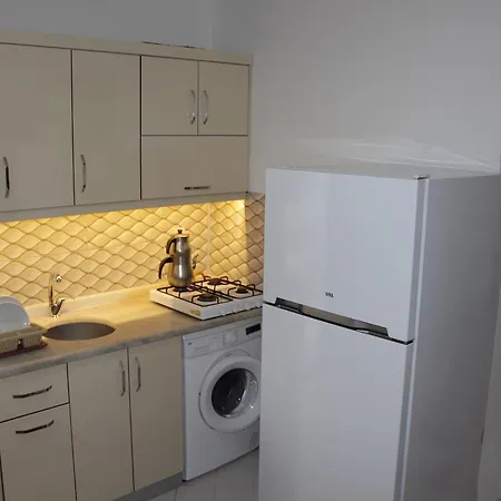 Gunisigi Apart Сиде