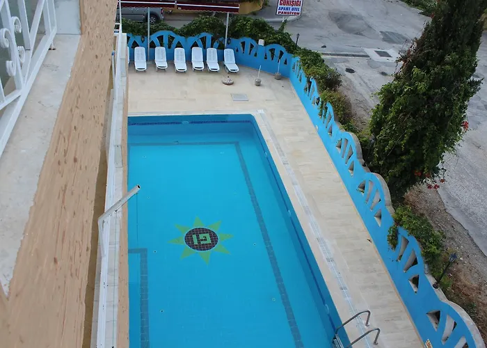 Gunisigi Apart * Side