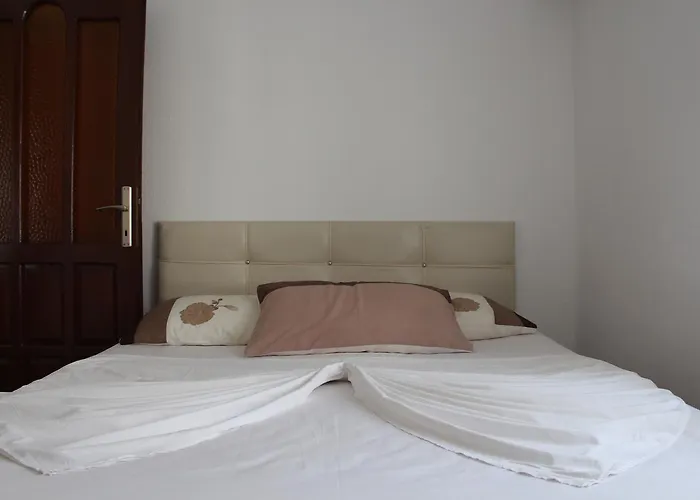 Apartahotel Gunisigi Apart Side