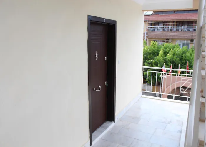 Aparthotel Gunisigi Apart *